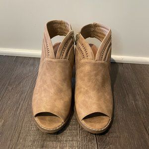 Ruff Hewn Women's Shoes